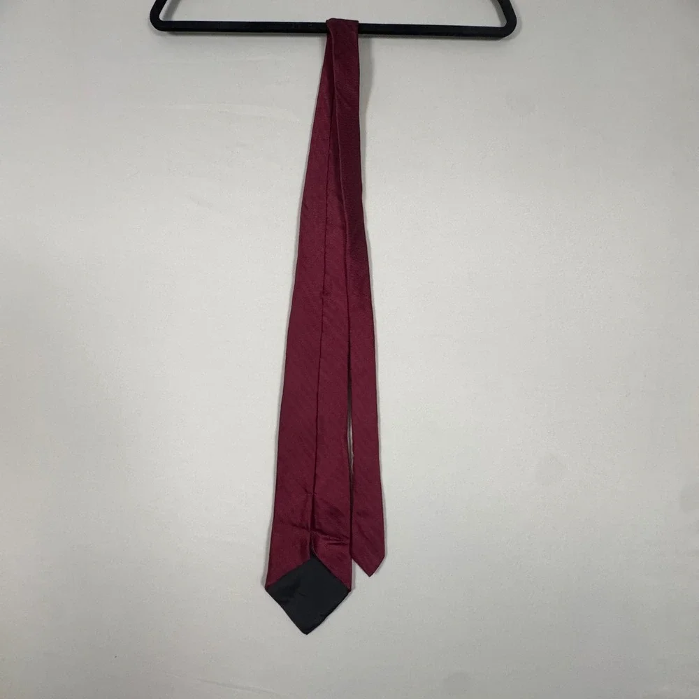 Marshall Field & Company Mens OS Burgundy Vintage Silk Herringbone Necktie